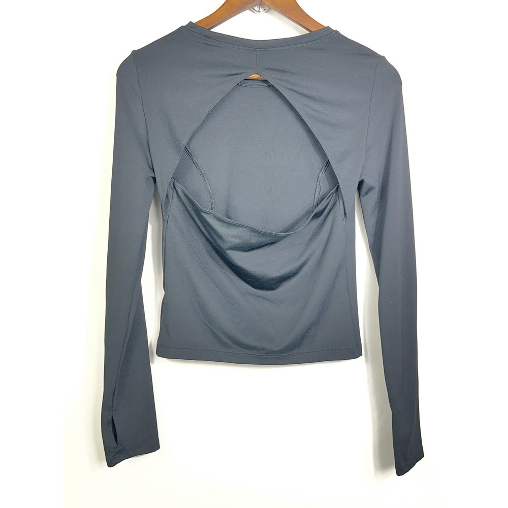 Victoria's Secret On Point Black Open Back Long Sleeve Athletic Top Small 997558 - Picture 2 of 8